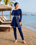 BURKINI FEMME BLEU MARINE ÉLÉGANT 3 PIÈCES AVEC CEINTURE CONTRASTÉE - La Sprezzatura pyjamas