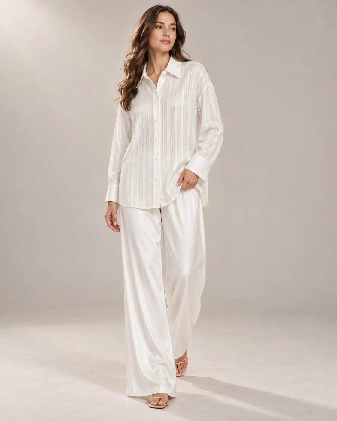 Pyjama Femme Blanc Satin – Chemise Oversize & Pantalon Large - La Sprezzatura pyjamas