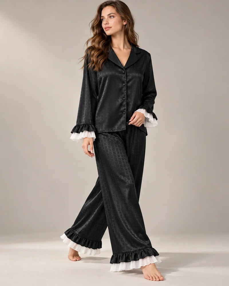 Pyjama Femme Satin Jacquard Extra Fluide Noir à Volants