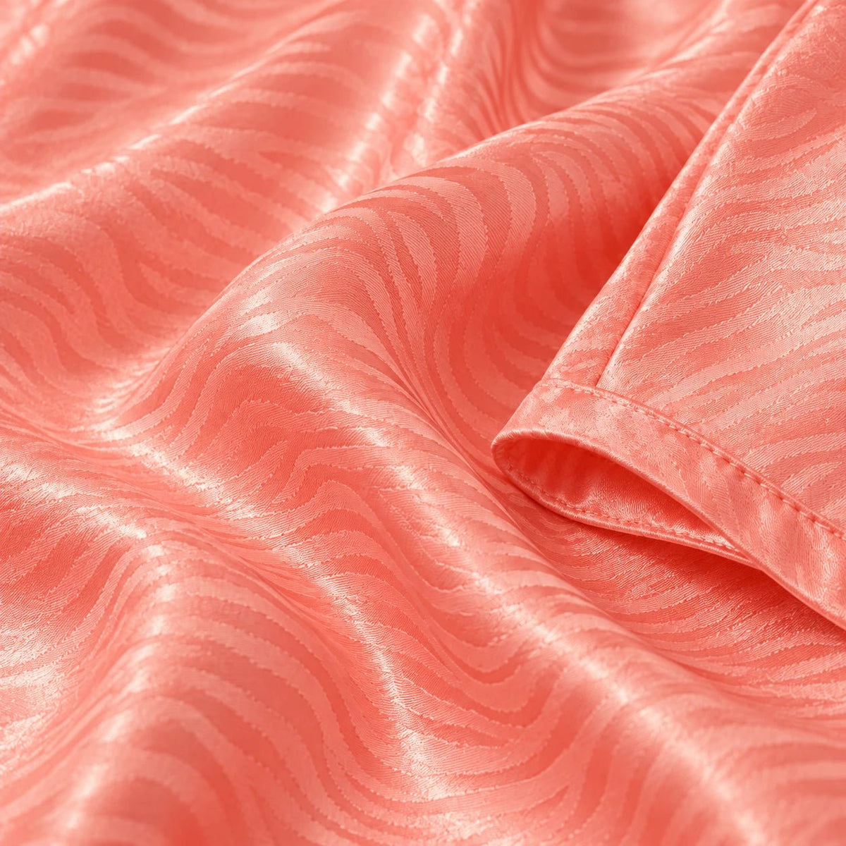 Pyjama Satin Jacquard à Volants – Corail - La Sprezzatura pyjamas