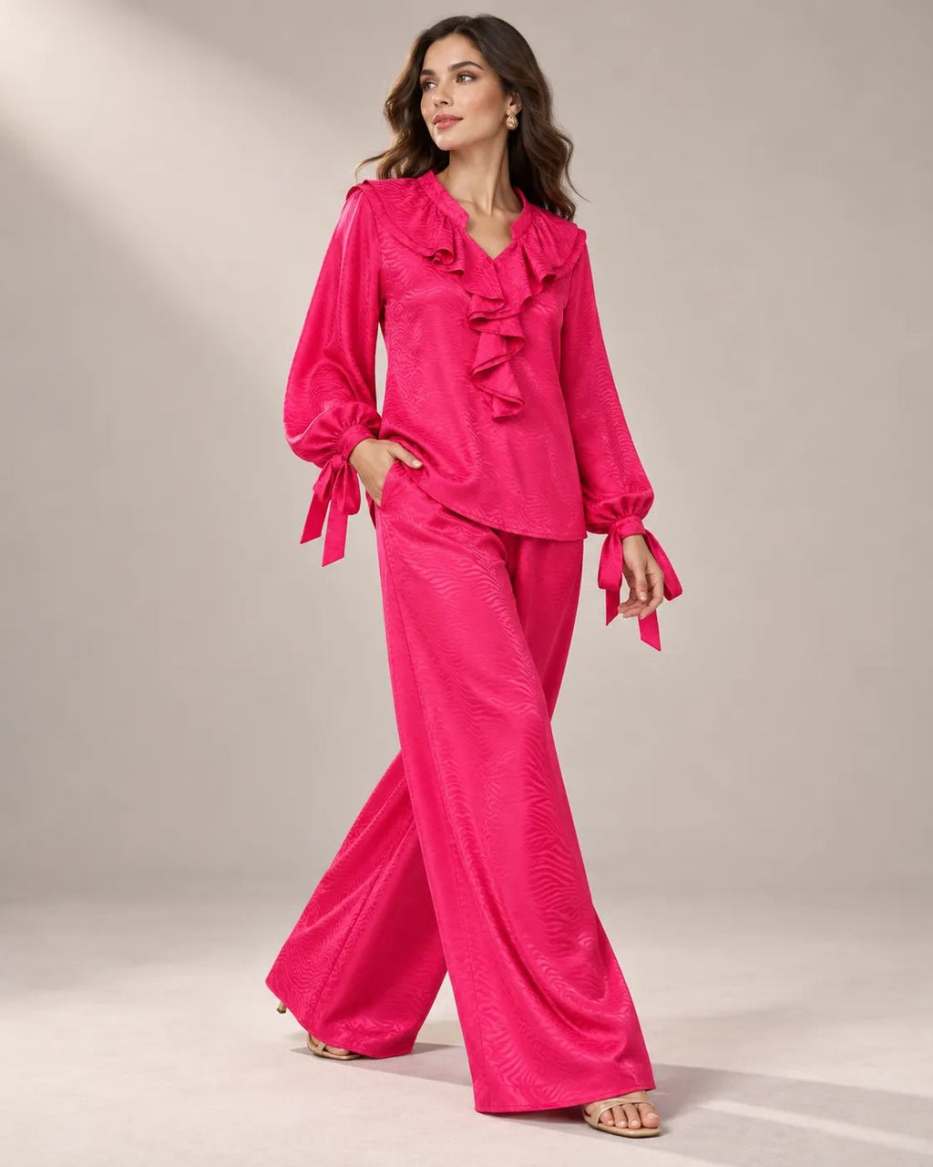 Pyjama Satin Jacquard Fuchsia à Volants – Palazzo - La Sprezzatura pyjamas