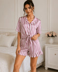 ENSEMBLE PYJAMA SATIN RAYÉ ROSE & BLANC SHORT VOLANTÉ - La Sprezzatura pyjamas