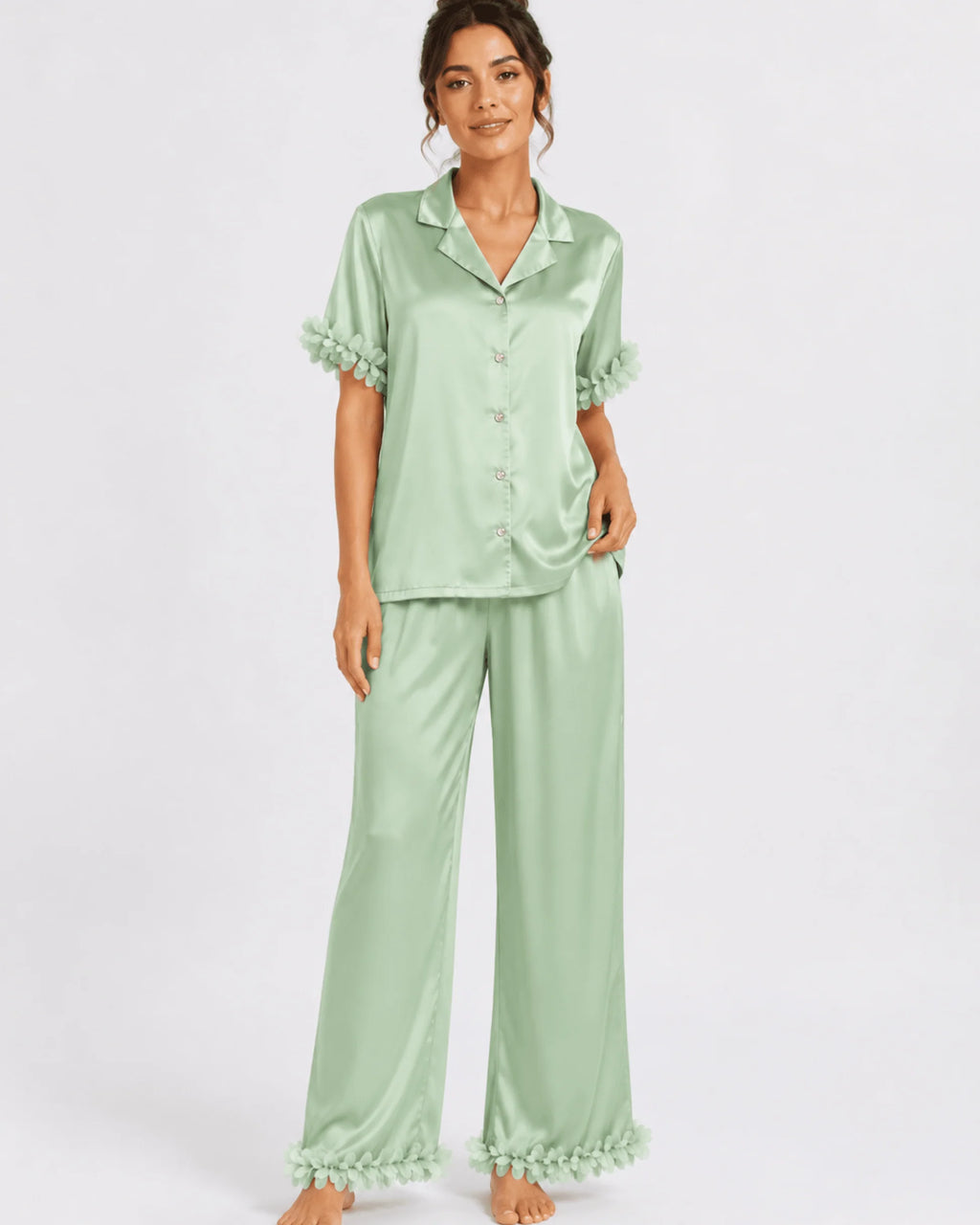 Pyjama Satin Vert Sauge Femme – Ensemble Satin Fluide à Fleurs - La Sprezzatura pyjamas