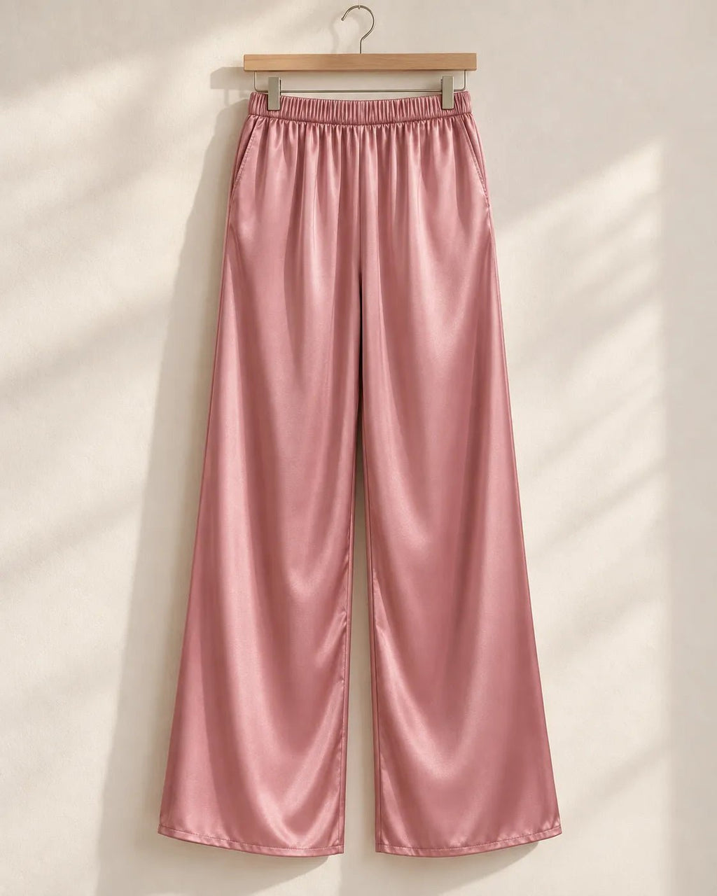 Pyjama Femme Rose Satin – Chemise Rayée Transparente & Pantalon Large - La Sprezzatura pyjamas